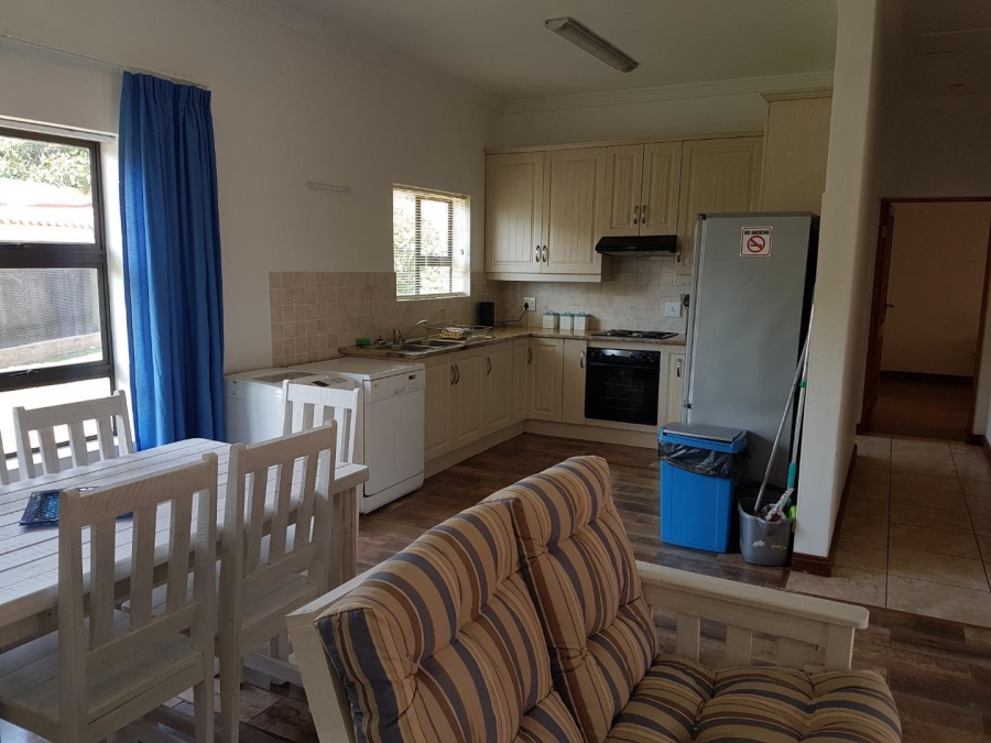 6 Bedroom Property for Sale in Hartenbos Heuwels Western Cape